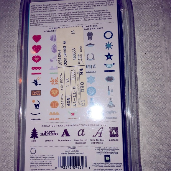 Martha Stewart Crafts Cricut Seasonal Cake Art - Picture 3 of 3